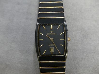 Réunion de trois montres de dame, en acier...