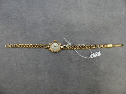 LIP. Montre de dame, métal doré. Numéro de...