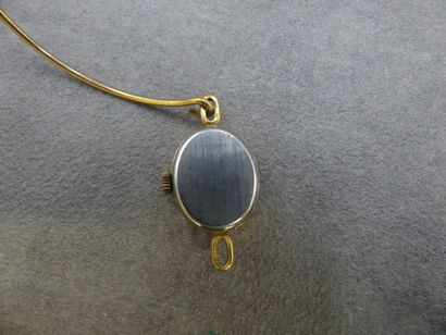 Réunion de trois montres de dame, en acier...