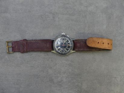 ALPHA. Montre chronographe en acier avec...