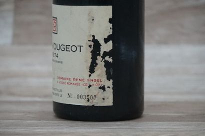 1 bouteille de Clos-Vougeot Grand Cru 1974...