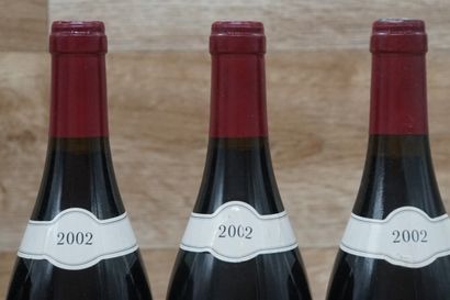 6 bouteilles d' Echezeaux Grand Cru 2002...