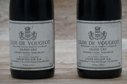 2 bouteilles de Clos-Vougeot Grand Cru 1990...