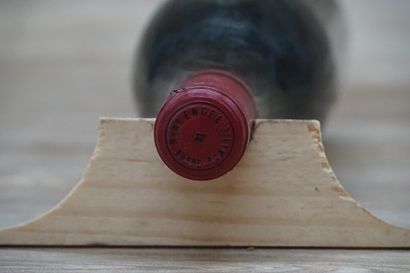 1 bouteille de Clos-Vougeot Grand Cru 1974...