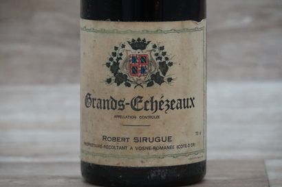 1 bouteille de Grands-Echézeaux 1976 Robert...