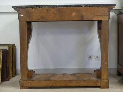 Console en bois mouluré ouvrant par un tiroir...