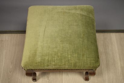 Tabouret en bois de forme carrée, assise...