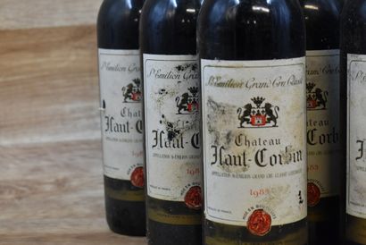 12 Bouteilles de SAINT EMILON 1983, GRAND...