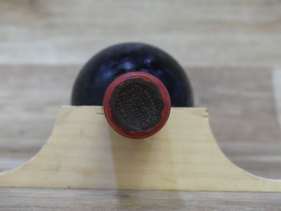 1 bouteille CHATEAU PAVIE 1981, SAINT-EMILION...