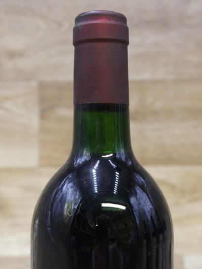 Lot de 5 Bouteilles de CHATEAU COS D'ESTOURNEL...