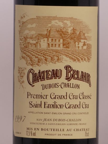 12 bouteilles 0,75 L de BORDEAUX CHÂTEAU...