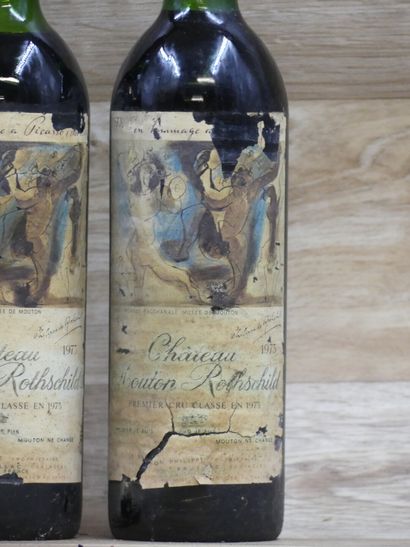 4 Bouteilles de PAUILLAC 1er CRU CLASSE 1973,...