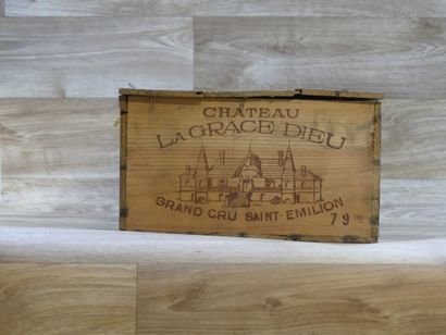 12 Bouteilles de SAINT EMILION GRAND CRU...