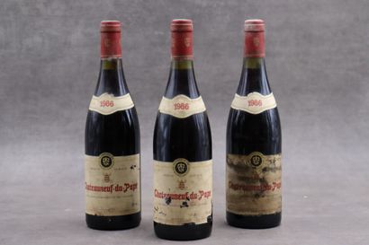 3 bouteilles de CHATEAUNEUF-DU-PAPE 1986,...