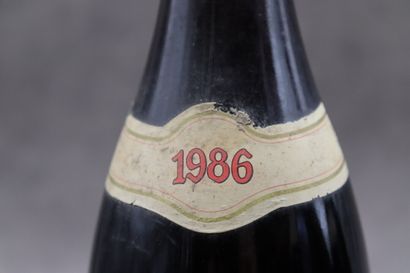 3 bouteilles de CHATEAUNEUF-DU-PAPE 1986,...