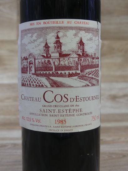 Lot de 5 Bouteilles de CHATEAU COS D'ESTOURNEL...