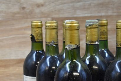 12 Bouteilles de SAINT EMILON 1983, GRAND...