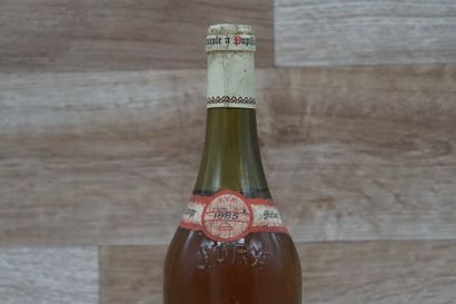 1 bouteille d'Arbois Pupillin blanc 1985...
