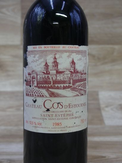 Lot de 5 Bouteilles de CHATEAU COS D'ESTOURNEL...