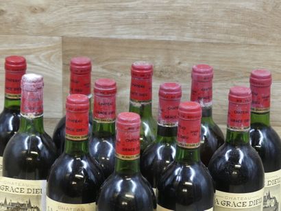12 Bouteilles de SAINT EMILION GRAND CRU...