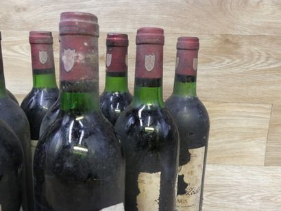 12 Bouteilles de CHATEAU LABEGORCE-ZEDE 1978,...