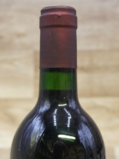 Lot de 5 Bouteilles de CHATEAU COS D'ESTOURNEL...