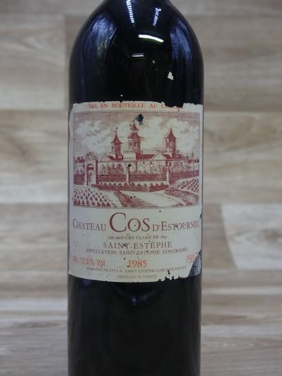 Lot de 5 Bouteilles de CHATEAU COS D'ESTOURNEL...