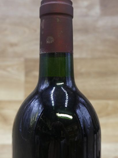 Lot de 5 Bouteilles de CHATEAU COS D'ESTOURNEL...