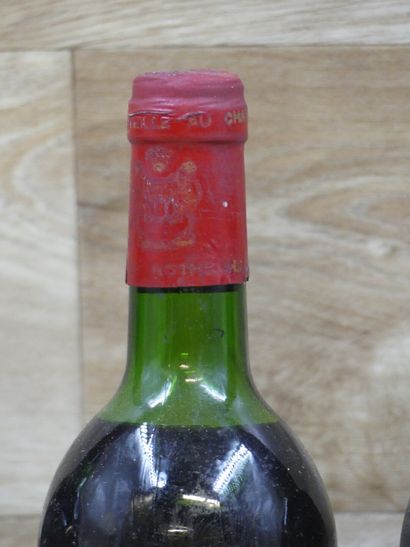 4 Bouteilles de PAUILLAC 1er CRU CLASSE 1973,...