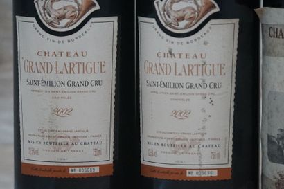 6 bouteilles de Saint-Emilion:

2 bouteilles...