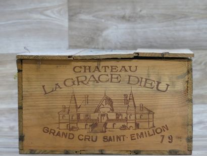 12 Bouteilles de SAINT EMILION GRAND CRU...