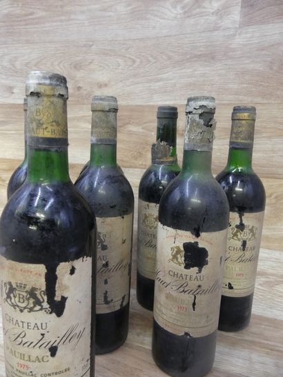 8 Bouteilles PAUILLAC 1975, GRAND CRU CLASSE...