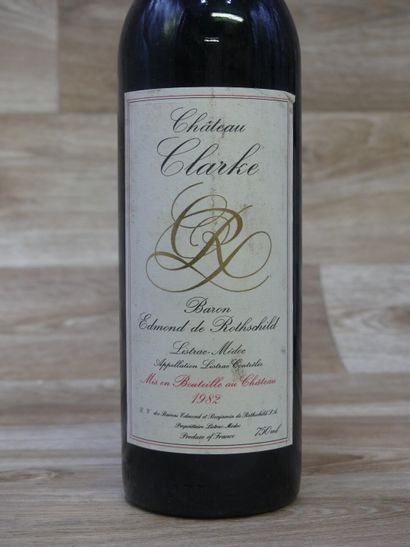 5 Bouteilles LISTRAC-MEDOC, CHATEAU CLARKE,...
