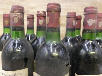 12 Bouteilles de CHATEAU LABEGORCE-ZEDE 1978,...
