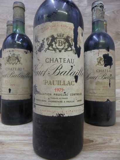 8 Bouteilles PAUILLAC 1975, GRAND CRU CLASSE...
