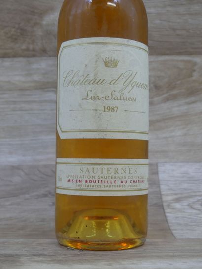 1 Bouteille de CHATEAU D'YQUEM 1987, LUR-SALUCES,...