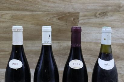 Lot Bourgogne 
Réunion de 4 bouteilles :...