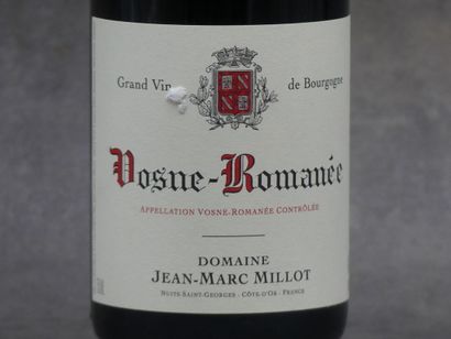 Réunion de 3 bouteilles Vosne Romanée



1...