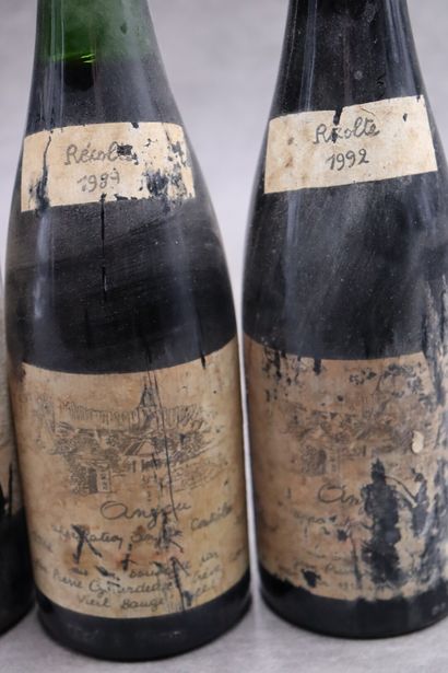 Réunion de 12 bouteilles. 9 bouteilles CUVEE...