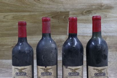 4 bouteilles Château Simard, 1955
Réunion...