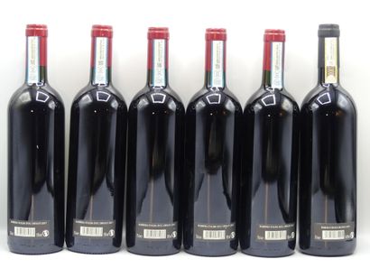 Réunion de 8 bouteilles de Barolo



5 Bouteilles...