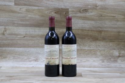 2 Bouteilles de PESSAC LEOGNAN 1990, DOMAINE...