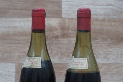 2 bouteilles de Morey Clos de La Roche 1945...