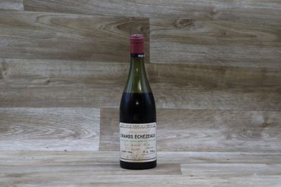 1 Bouteille de GRANDS ECHEZEAUX 1966, DOMAINE...