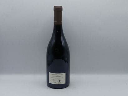 Réunion de 2 bouteilles de Charmes Chambertin



1...