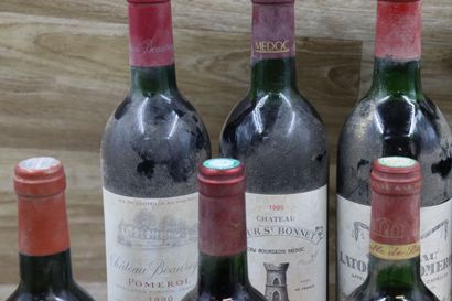 7 BOUTEILLES PANACH2ES DE BORDEAUX : 



1...