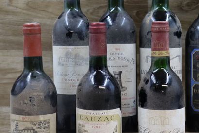 7 BOUTEILLES PANACH2ES DE BORDEAUX : 



1...