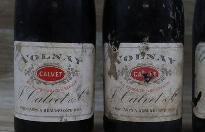 5 bouteilles de VOLNAY 1934 S. Calvet & Cie....
