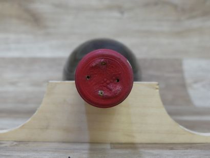 5 Bouteilles de POMMARD 1er CRU 1972, LES...