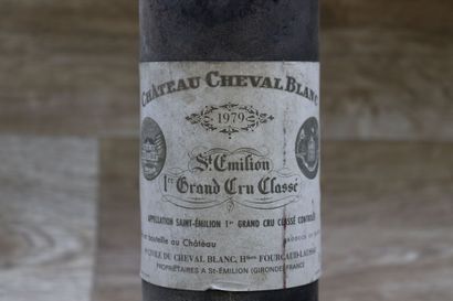 CHEVAL BLANC
1 bouteille de CHATEAU BLANC...